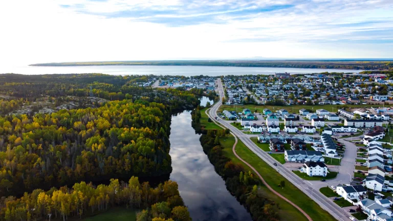 Bris d’aqueduc face au 454, avenue Saint-Activis – Circulation interrompue